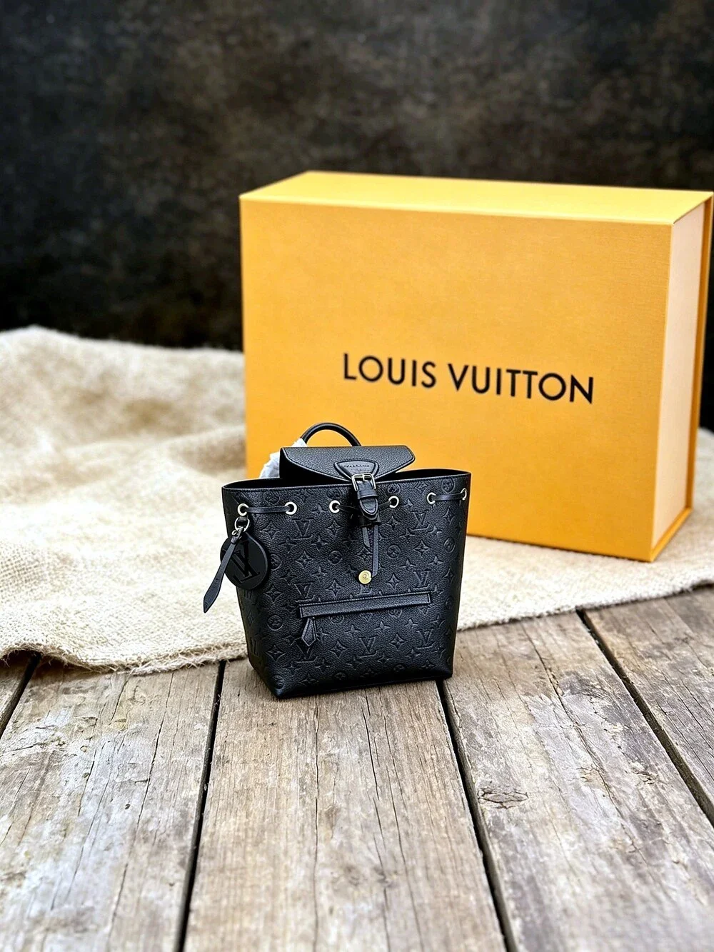 Louis Vuitton Montsouris PM Monogram Empreinte